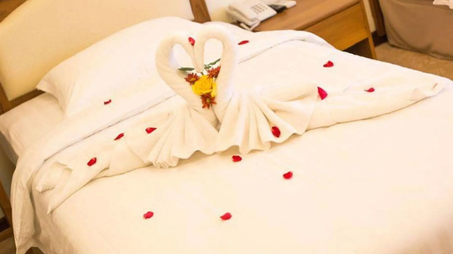 Royal Golden 9 Miles Hotel Yangon