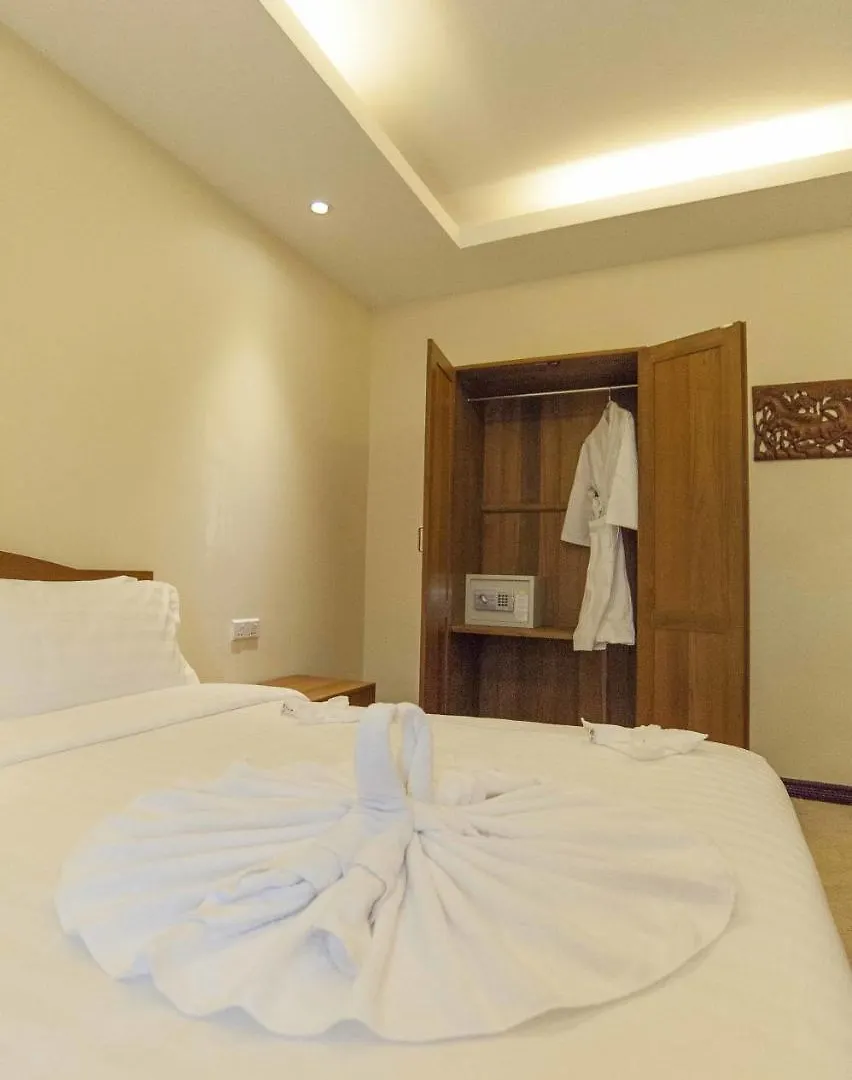 Royal Golden 9 Miles Hotel Yangon